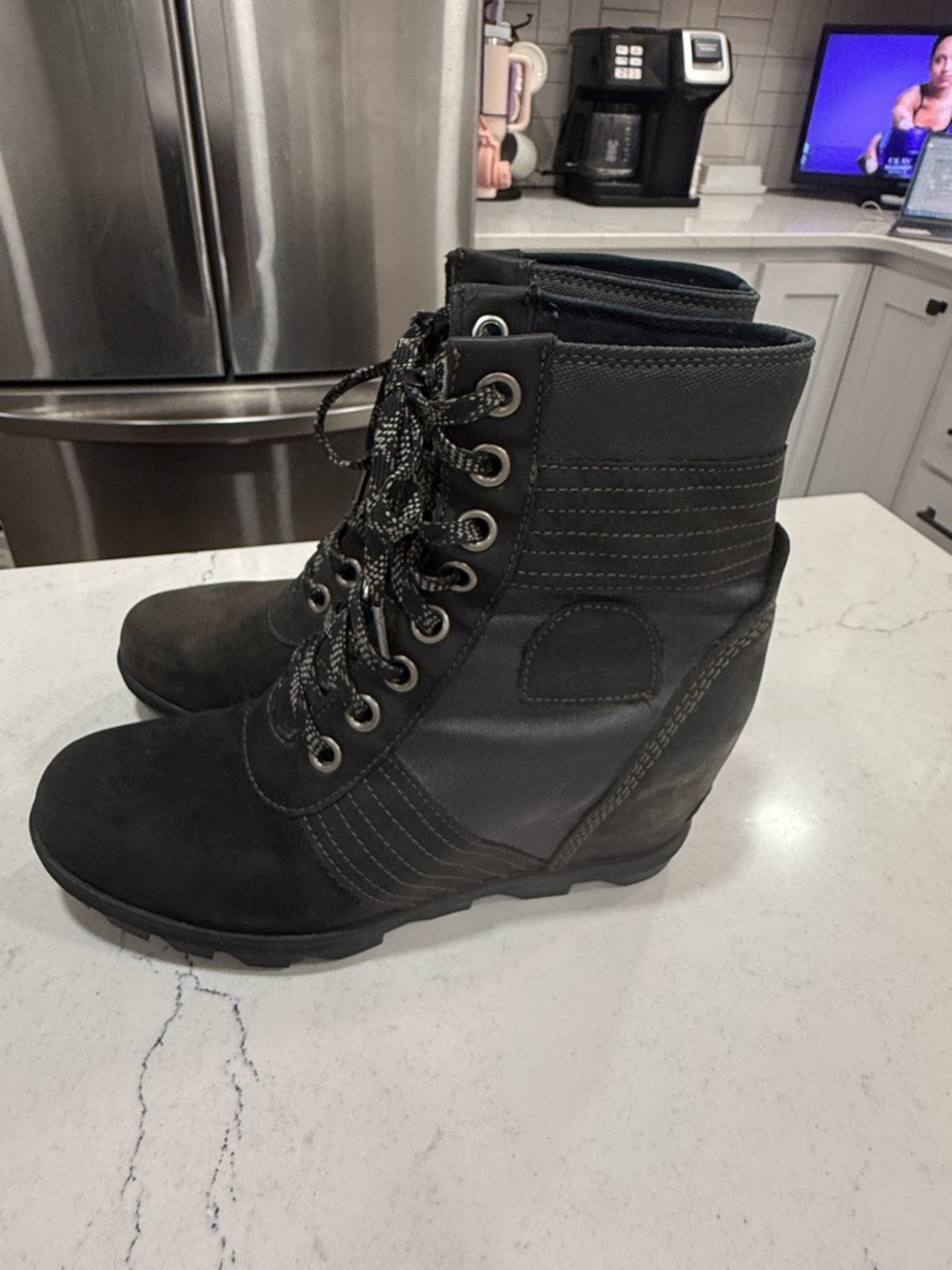 Sorel Women's Lexie Wedge Boots Size 10